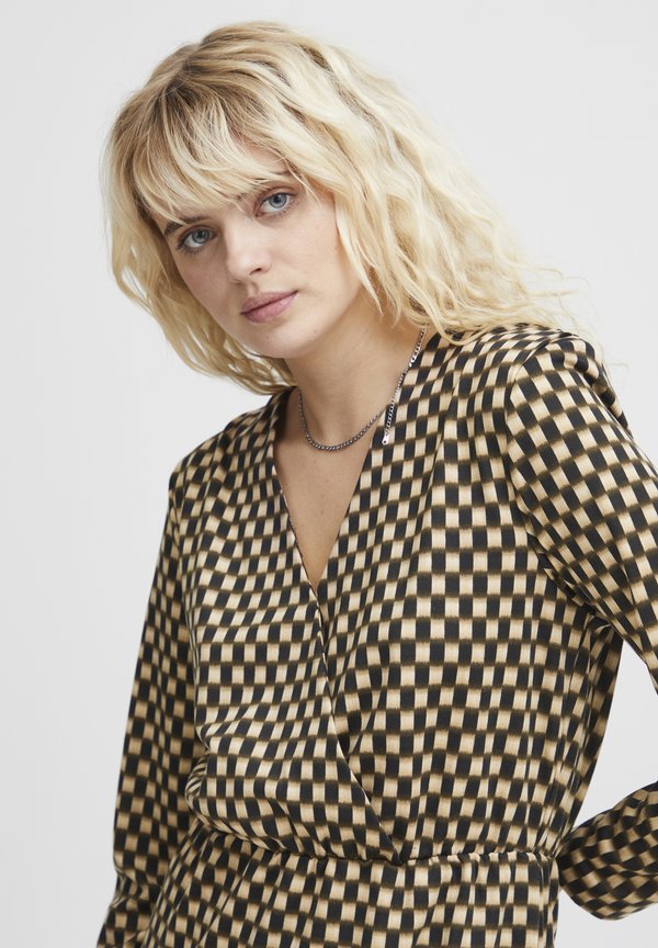 IHKATE - Jersey dress - doeskin checks aop4