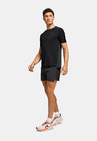 On PERFORMANCE - T-shirt till träning - black   eclipse