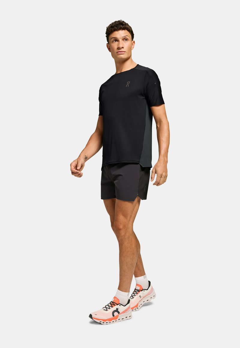 On PERFORMANCE - T-shirt de sport - black eclipse