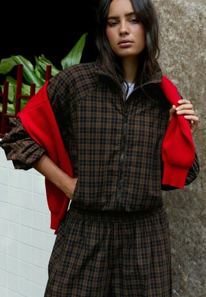 Bershka, LIGHTWEIGHT CHECKED - JACKET - Veste légère - mottled dark brown