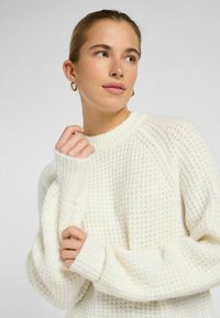 Lee LONG SLEEVE - Stickad tröja - ecru