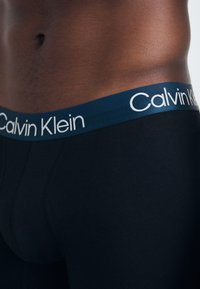 Calvin Klein Underwear BOXER BRIEF 3 PACK MODERN STRUCTURE COTTON - Boxer alsónadrág - navy stone/juneberry/zinc