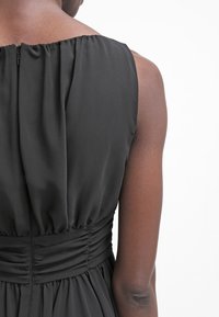 Swing Robe de soirée - black