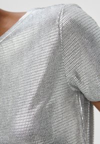 QS OPTIK - T-Shirt print - silber