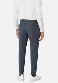 Benvenuto IAGO - Chino - blau