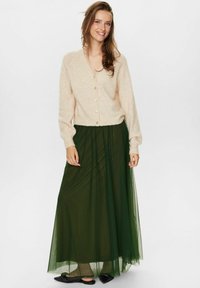 Nümph RIETTE V-NECK - Adīta jaka - sun kiss