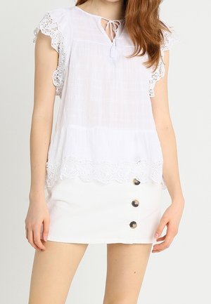 Blouse - white