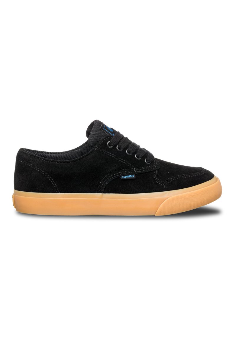 mens black nike element trainers