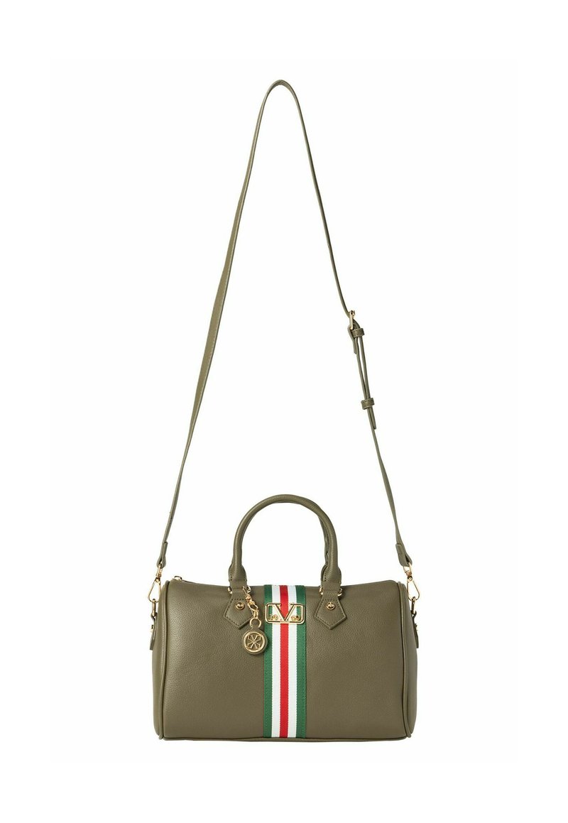 Olivgrüne Lederhandtasche mit zwei Griffen, einem verstellbaren Riemen und einem gestreiften Design in Rot, Weiß und Grün. Mit goldenen Hardware-Akzenten.