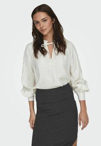 JDY FINA - Blouse - cloud dancer