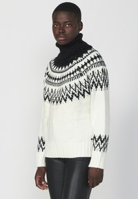 Koroshi Strickpullover - crudo