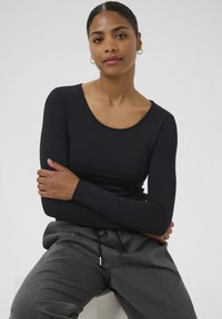 Kaffe ARINA - Langarmshirt - black deep