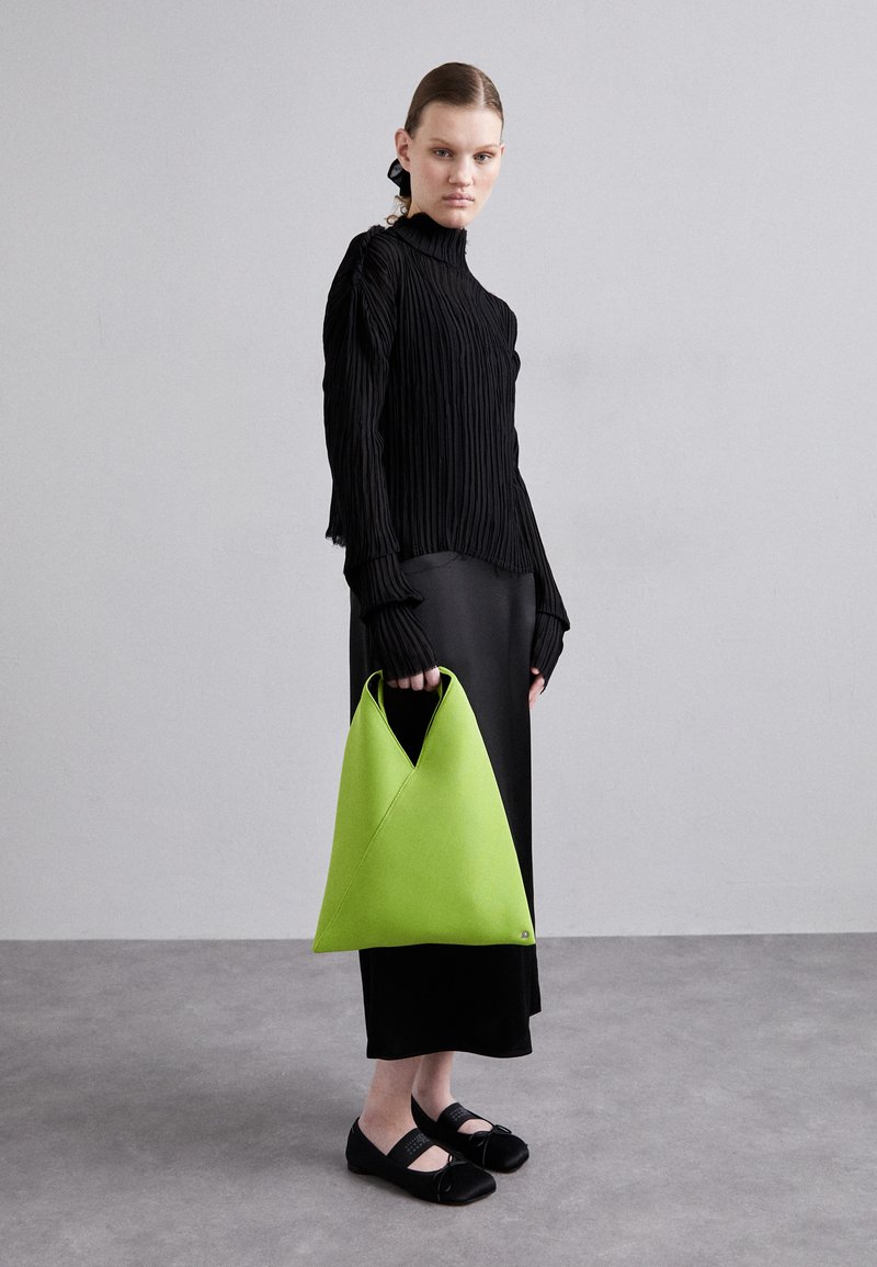 MM6 Maison Margiela SMALL JAPANESE HANDBAG - Handbag - lime green 