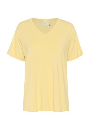 T-shirt jaune à manches courtes et col en V, fabriqué en tissu doux, avec une coupe décontractée et une texture lisse. Étiquette du fabricant visible au niveau du cou.