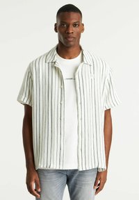 CHASIN' Camisa - off white