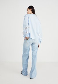 LOIS Jeans PALAZZO - Leveälahkeiset - light-blue denim