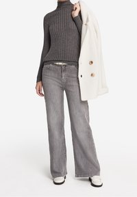 Falconeri Sweter