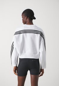 adidas Sportswear FUTURE ICONS THREE STRIPES  - Ikdienas džemperis - white