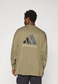 adidas Performance TEE - Longsleeve - olive strata