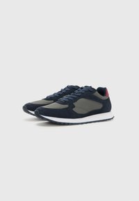 Tommy Hilfiger NEW - Trainers - desert sky