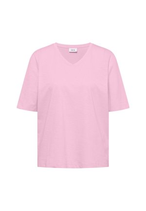 Světle růžové tričko s krátkým rukávem a výstřihem do V z měkké látky, představující jednoduchý a ležérní styl s přímým střihem.