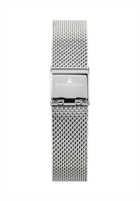 Correa de reloj de malla plateada con un cierre metálico rectangular, que presenta un acabado pulido y un logo de marca grabado, diseñada para un ajuste seguro.