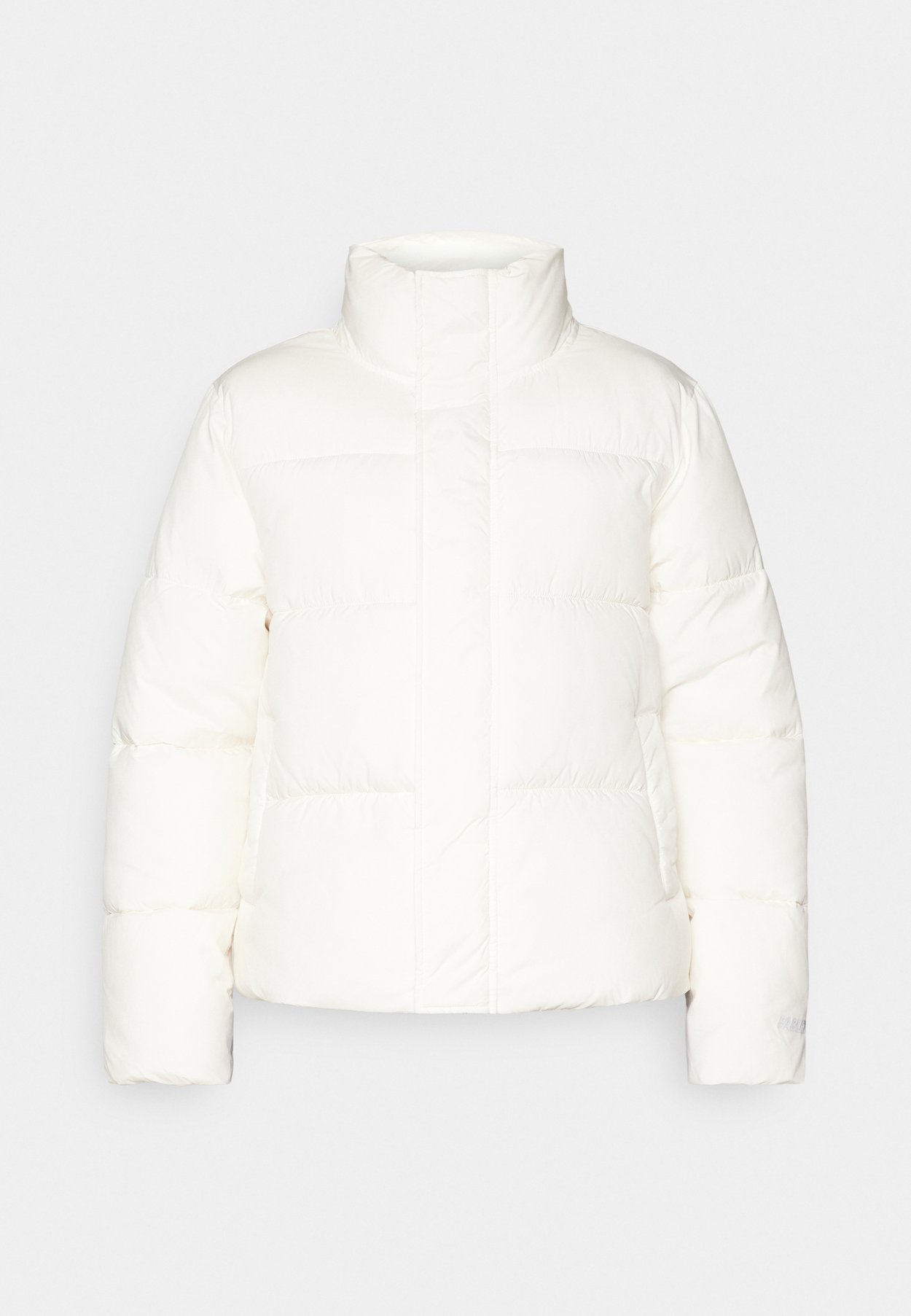 ESSENTIAL PUFFER