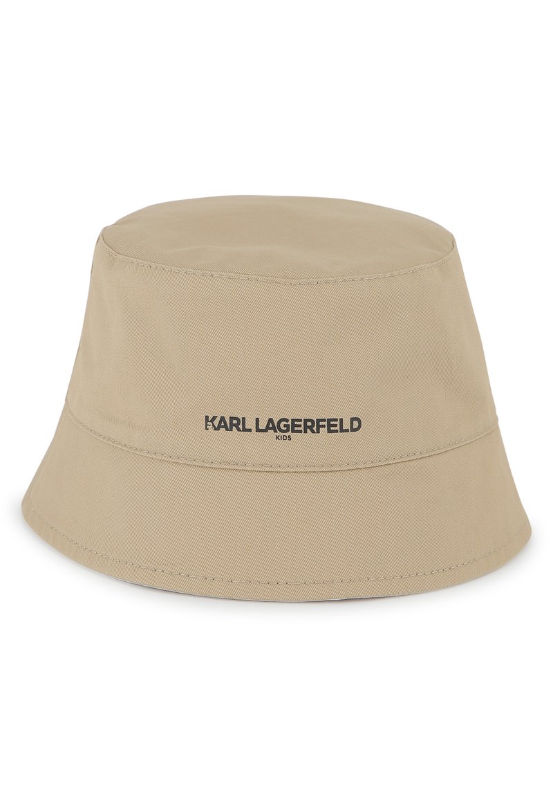 Chapeau seau beige en toile, avec un bord cousu et le logo "KARL LAGERFELD KIDS" en noir sur la bande avant.