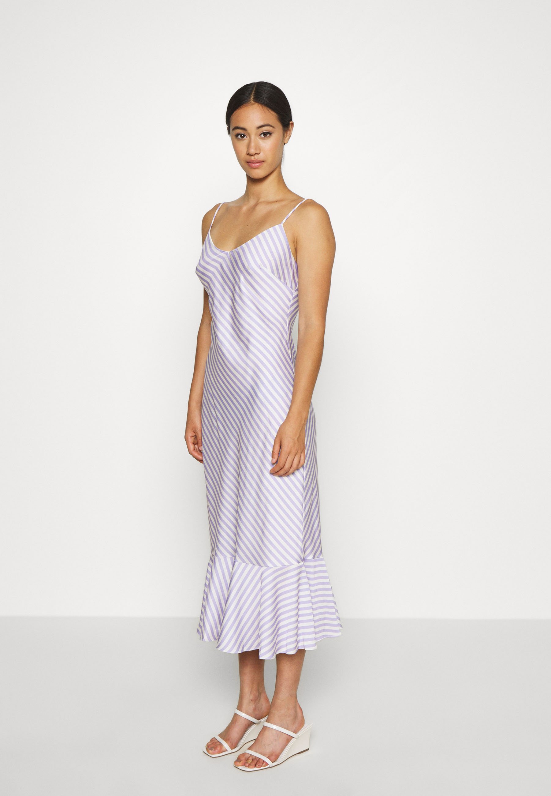 halter top cocktail dress