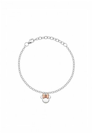 Bracciale in argento con un charm rotondo caratterizzato da un design a fiocco in oro rosa. La catena è dotata di un moschettone per un fissaggio sicuro.