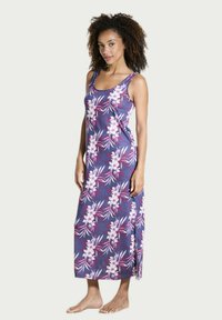Robes maxi sans manches en bleu foncé, avec un motif floral en violet et blanc. Fabriquée en tissu doux avec une coupe décontractée et une fente latérale.