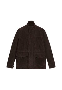 Giacca in suede marrone scuro con colletto alto, due tasche frontali e dettagli di cucitura minimi. Il design è semplice e strutturato.