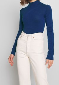 Monki Stickad tröja - blue