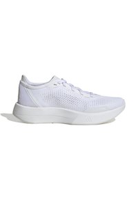 Zapatilla deportiva blanca con parte superior de malla para transpirabilidad, mediasuela acolchada, diseño elegante y suela de goma texturizada.