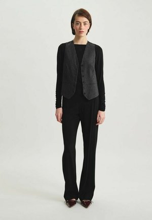 SANITE  - Veste sans manches - p grey