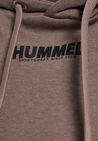 Hummel HMLLEGACY CROPPED  - Kapuzenpullover - iron