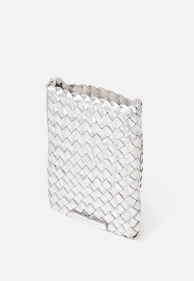 Loeffler Randall GRACE MINI CROSSBODY - Borsa a tracolla - silver