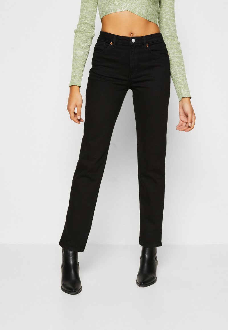 Monki Slim fit jeans - black