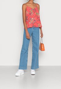 ONLY Top - red