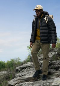 The North Face GLACIER HEAVYWEIGHT 1/2 ZIP - Felpa in pile - moss green/asphalt grey