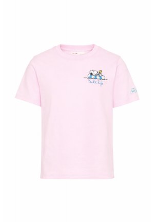 T-shirt rosa chiaro a maniche corte con Snoopy e Woodstock su un galleggiante a righe blu, testo "Yacht life" sul petto e piccolo ricamo sulla manica laterale.
