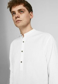 Jack & Jones PREMIUM JPRBLASUMMER HALF PLACKET L/S SN - Camisa - white