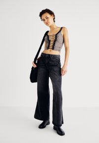 The Ragged Priest FERAL ZIP FLARES - Wide Leg - charcoal