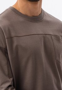 Ombre Sudadera - dark brown