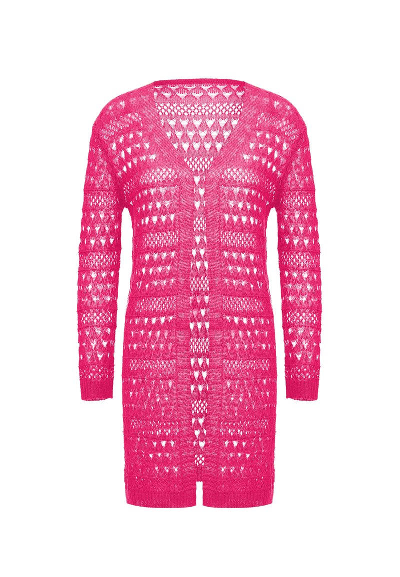 Stickad kofta i livlig rosa, med V-ringning, långa ärmar, öppen fram och ett hjärtformat mönster genom hela plagget.