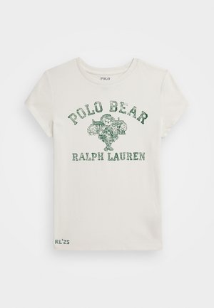Weißes Baumwoll-T-Shirt mit grünem "Polo Bear"-Graphic und Text. Kurze Ärmel und Rundhalsausschnitt, mit subtilen "RL23"-Details am Saum.