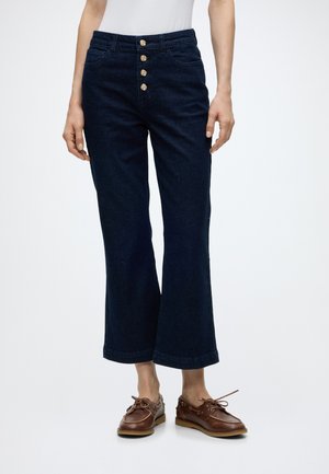 ONLY, ONLEMILY CROP FLARE BUTTON - Flared jeans - dark blue denim