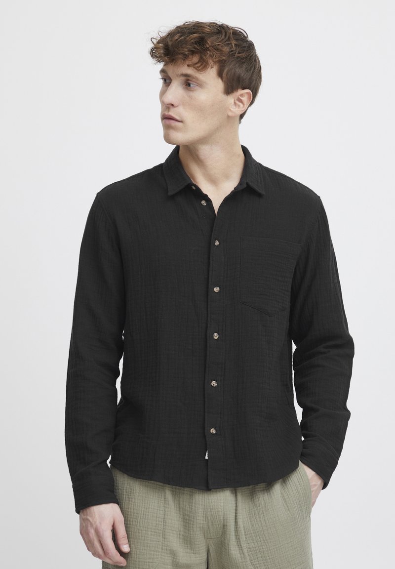 Solid - IAIN - Shirt - true black, Enlarge