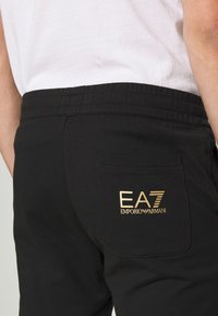 EA7 Emporio Armani TROUSER - Παντελόνι φόρμας - black