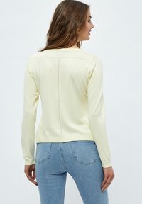 Minus MINEW LAURA CARDIGAN - Cardigan - lemon sorbet